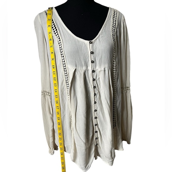 Knox Rose Cream Blouse - Picture 5 of 6